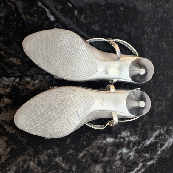 PRADA Silver Jeweled Sandals Size 10 prada 40. Made in Italy 🇮🇹 - Picture 8 of 13